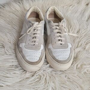 Women by Common Projects Casual Sneakers